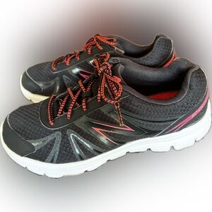 Women’s New Balance Running Shoe.Size 9 1/2